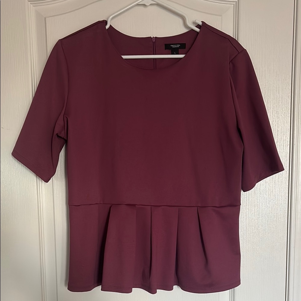 Simply Vera Wang Peplum Top
